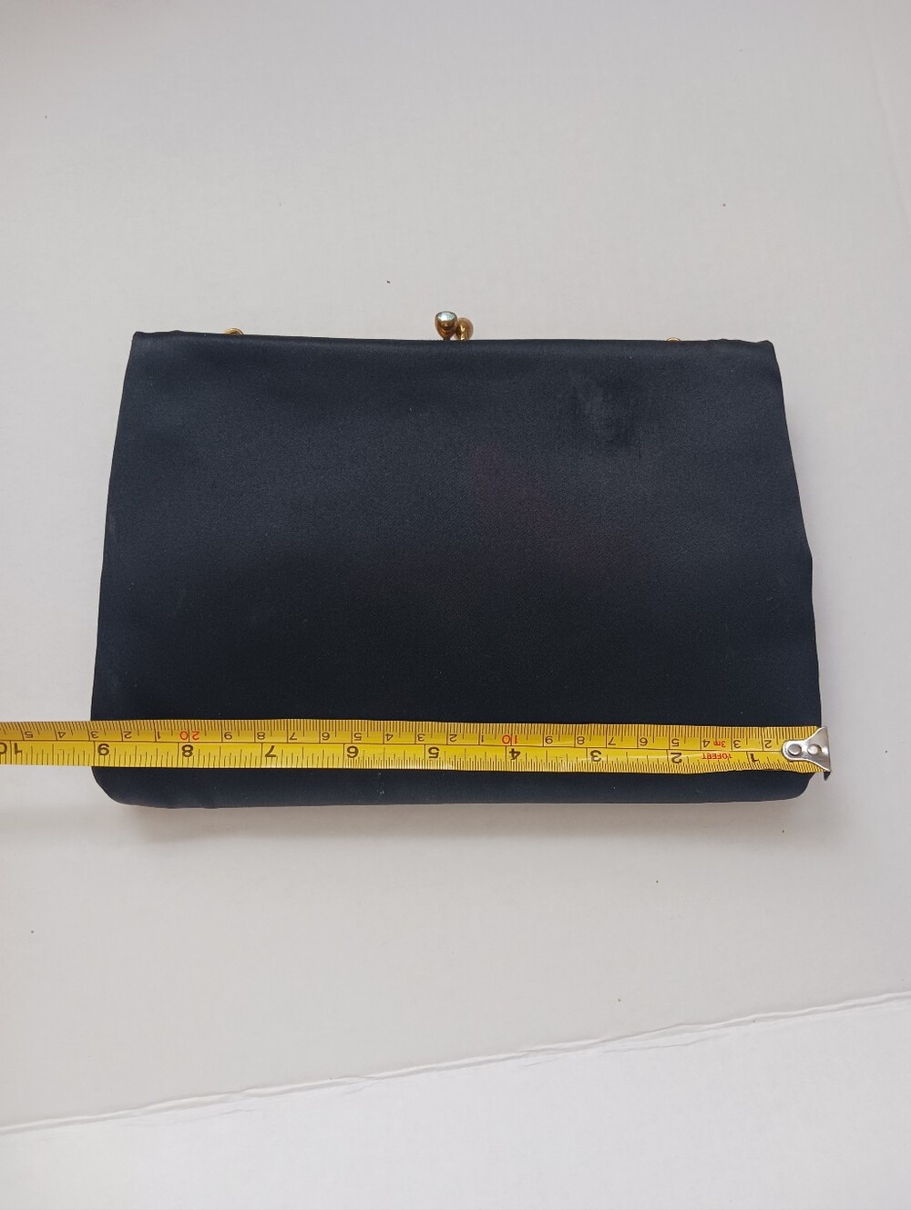 TIME CAPSULE! *Look* 50s Satin Rhinestone Clasp Kissing Clutch Purse Needs TLC